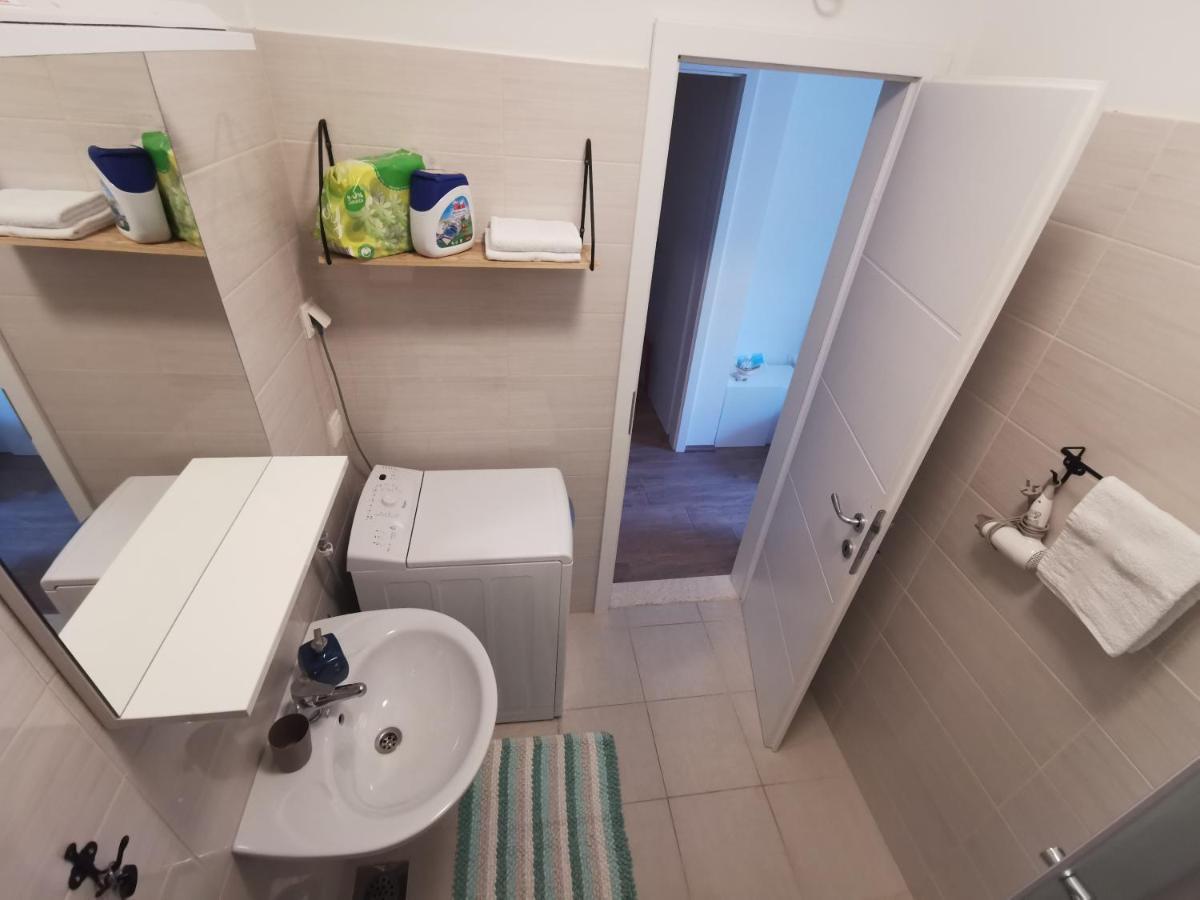 Apartmani Kronjac 밀나 외부 사진